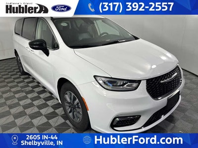 2024 Chrysler Pacifica Hybrid Select