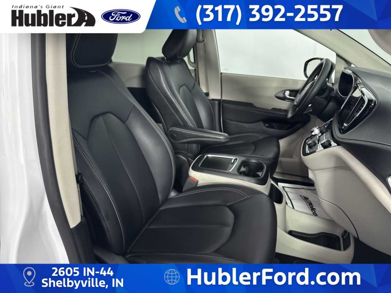 2024 Chrysler Pacifica Hybrid Select