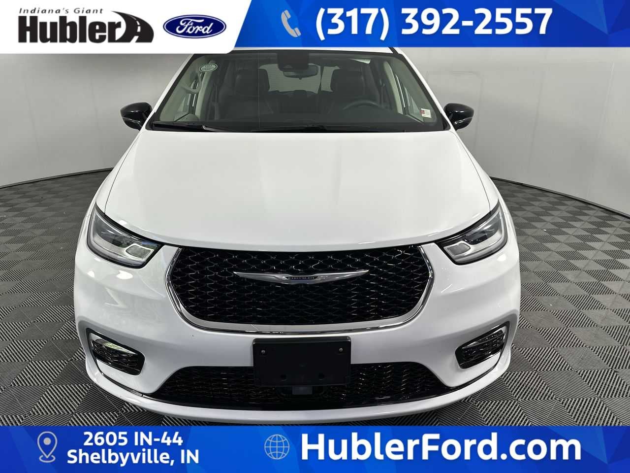 2024 Chrysler Pacifica Hybrid Select