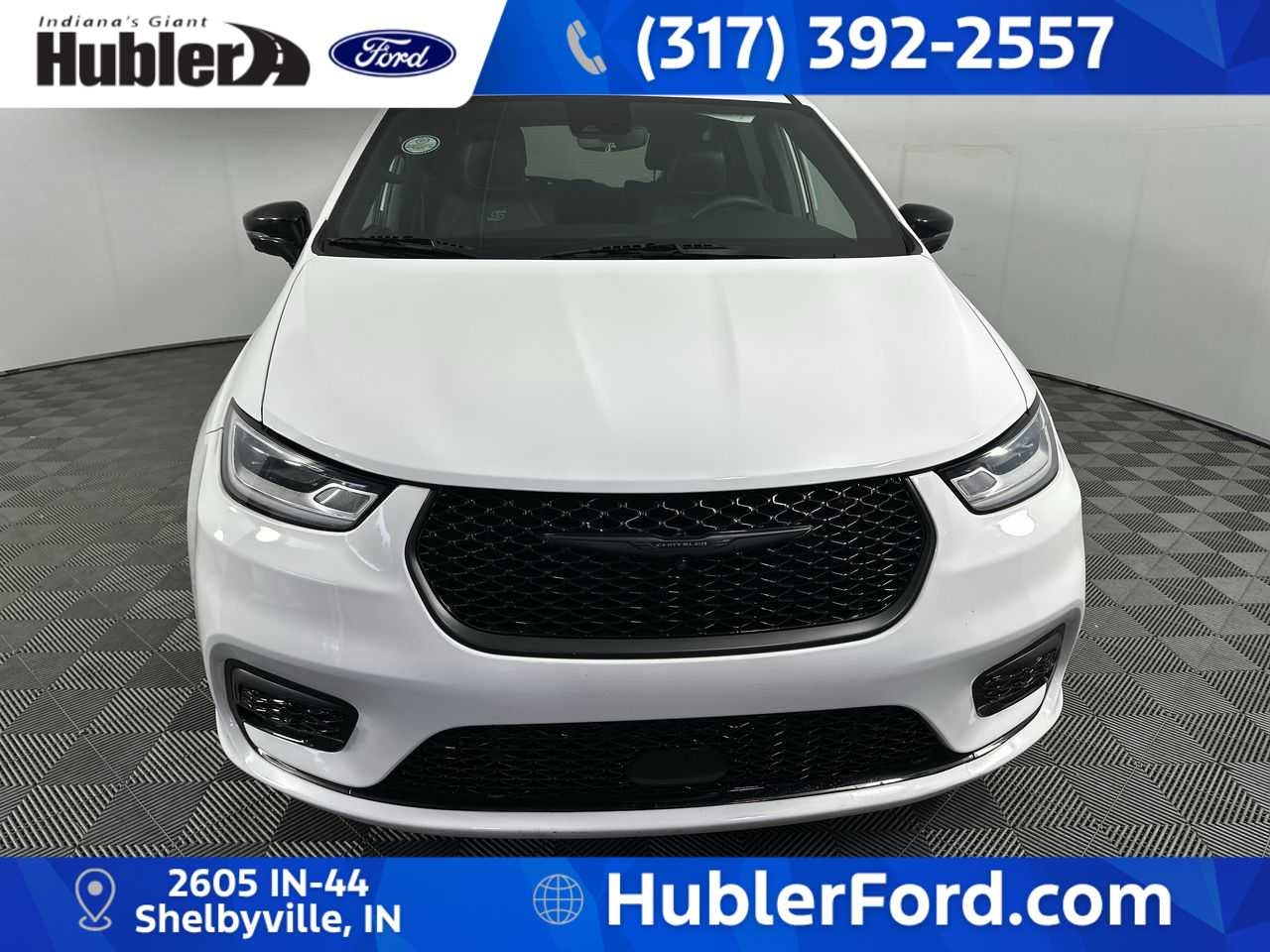 2024 Chrysler Pacifica Hybrid S Appearance Pkg