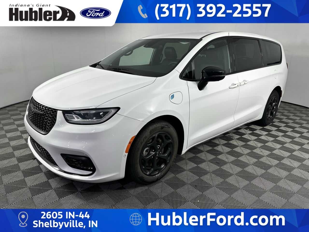 2024 Chrysler Pacifica Hybrid S Appearance Pkg