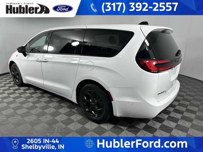 2024 Chrysler Pacifica Hybrid S Appearance Pkg