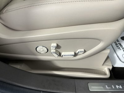 2021 Lincoln Nautilus Reserve