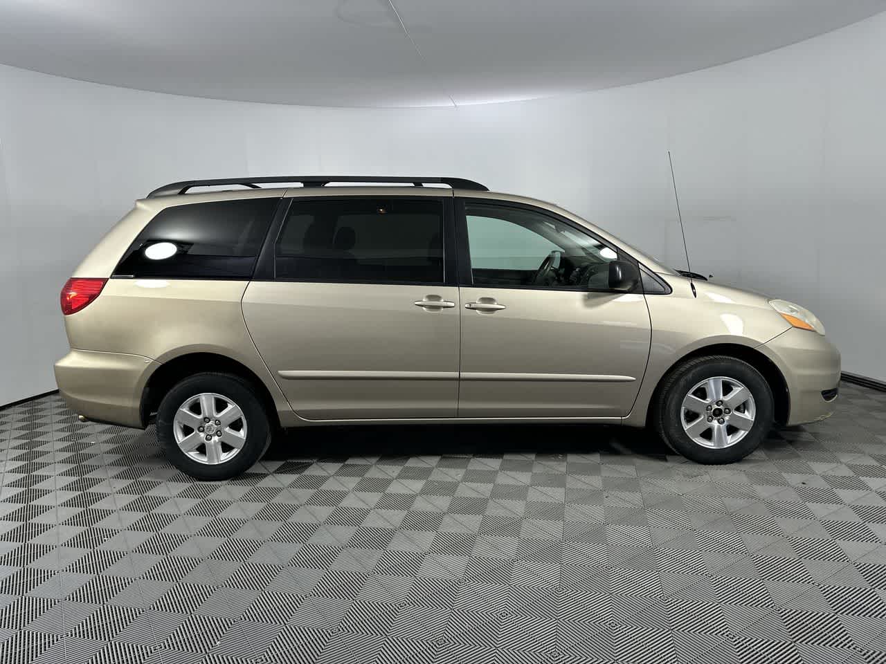 2007 Toyota Sienna LE