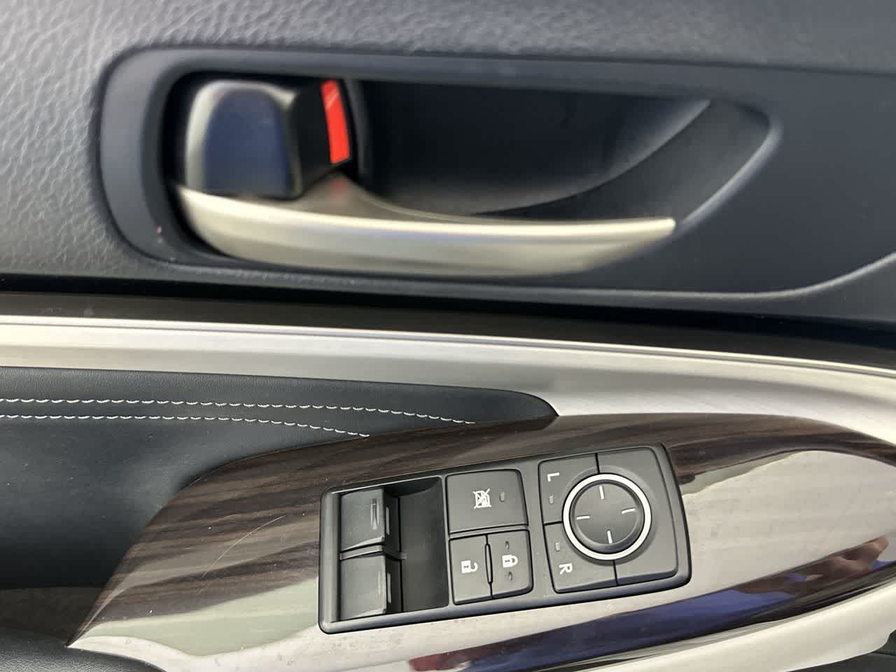 2016 Lexus RC 200t 2dr Cpe