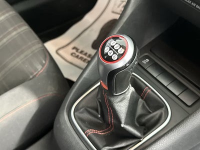 2013 Volkswagen GTI 2dr HB Man PZEV *Ltd Avail*